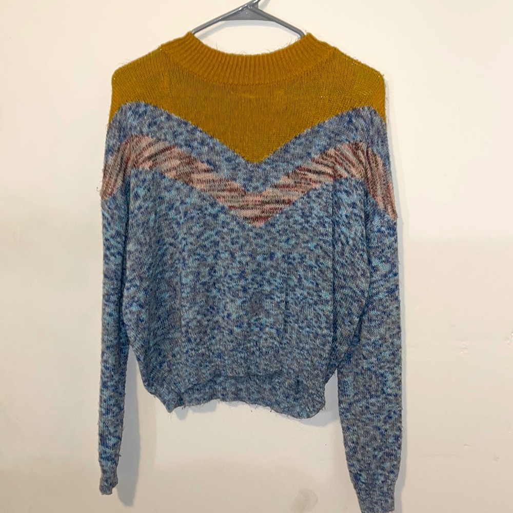 WILLOW&ROOT, size M, patterned long sleeve. Great condition!!
